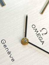 Thumbnail von Omega Genève Vintage Linen Dial Tank 35 x 36mm