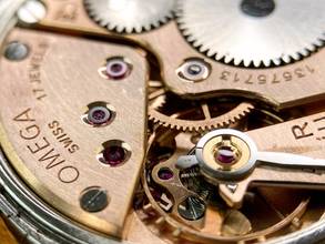 Thumbnail von Omega Classic Vintage Rare Black Honeycomb Dial Unrestored Serviced 35mm 2605 2605