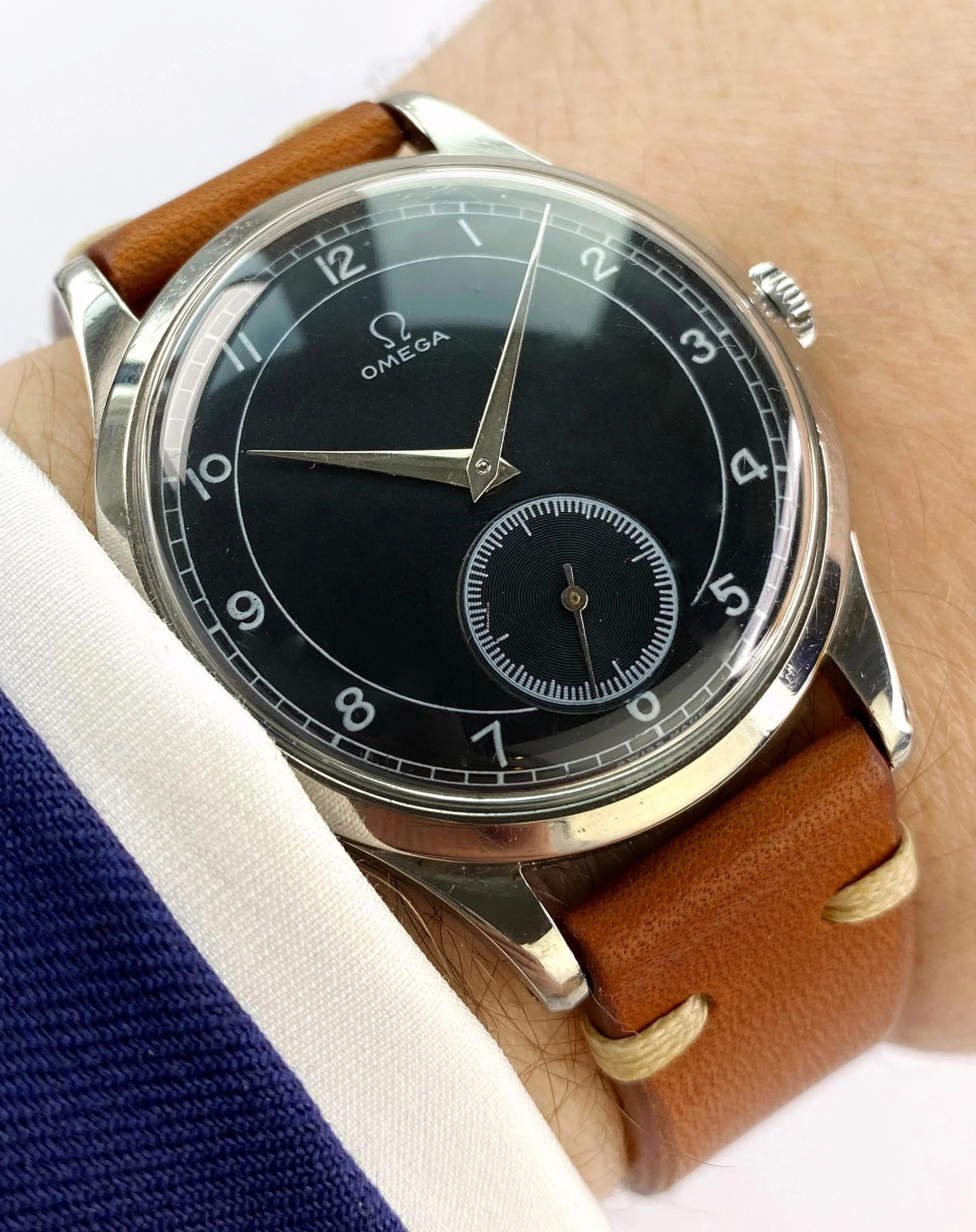 Omega Classic Oversize Jumbo Vintage Black Restored Sector Dial 38mm 2609 2609