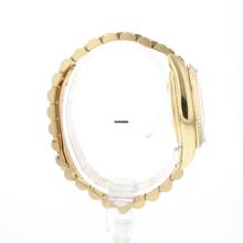 Thumbnail von Rolex Day-Date 36 Yellow Gold Champagne Logo Diamond Dial