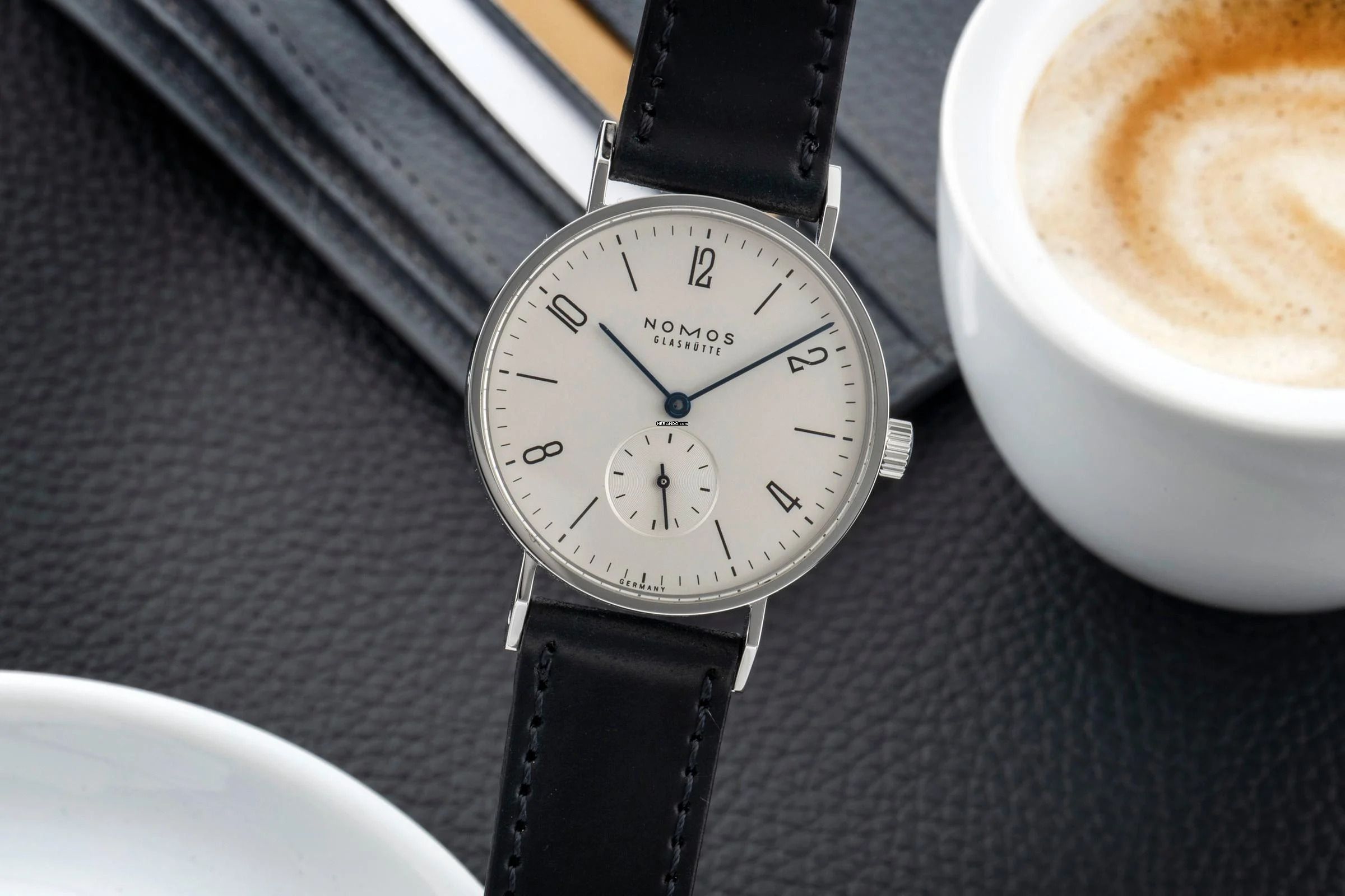 NOMOS Tangente Allianz Herbstwerbung 2007 Handaufzug Ref.101 Box & Papiere