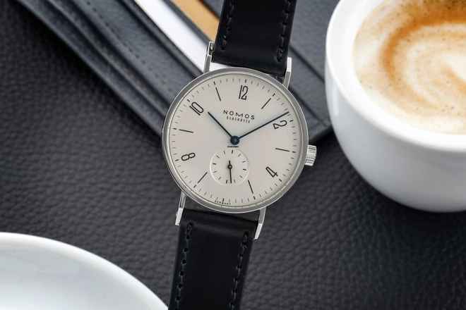  NOMOS Tangente Allianz Herbstwerbung 2007 Handaufzug Ref.101 Box & Papiere 