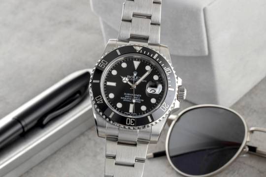  Rolex Submariner Date 40 Stahl Automatik Herrenuhr Ref. 116610LN B&P 2015 