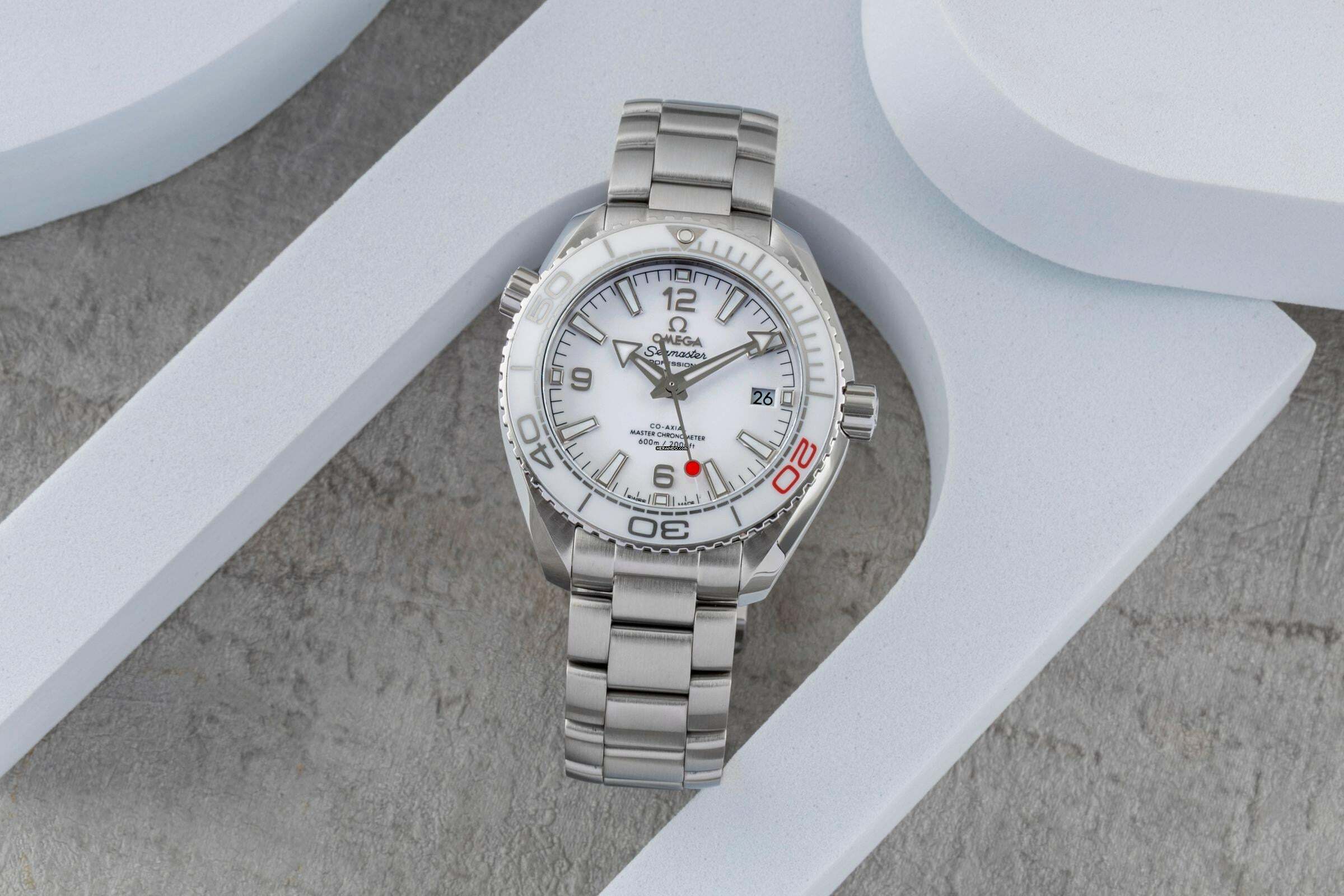 Omega Seamaster Planet Ocean Tokyo Stahl Automatik 522.33.40.20.04.001 B&P 2019