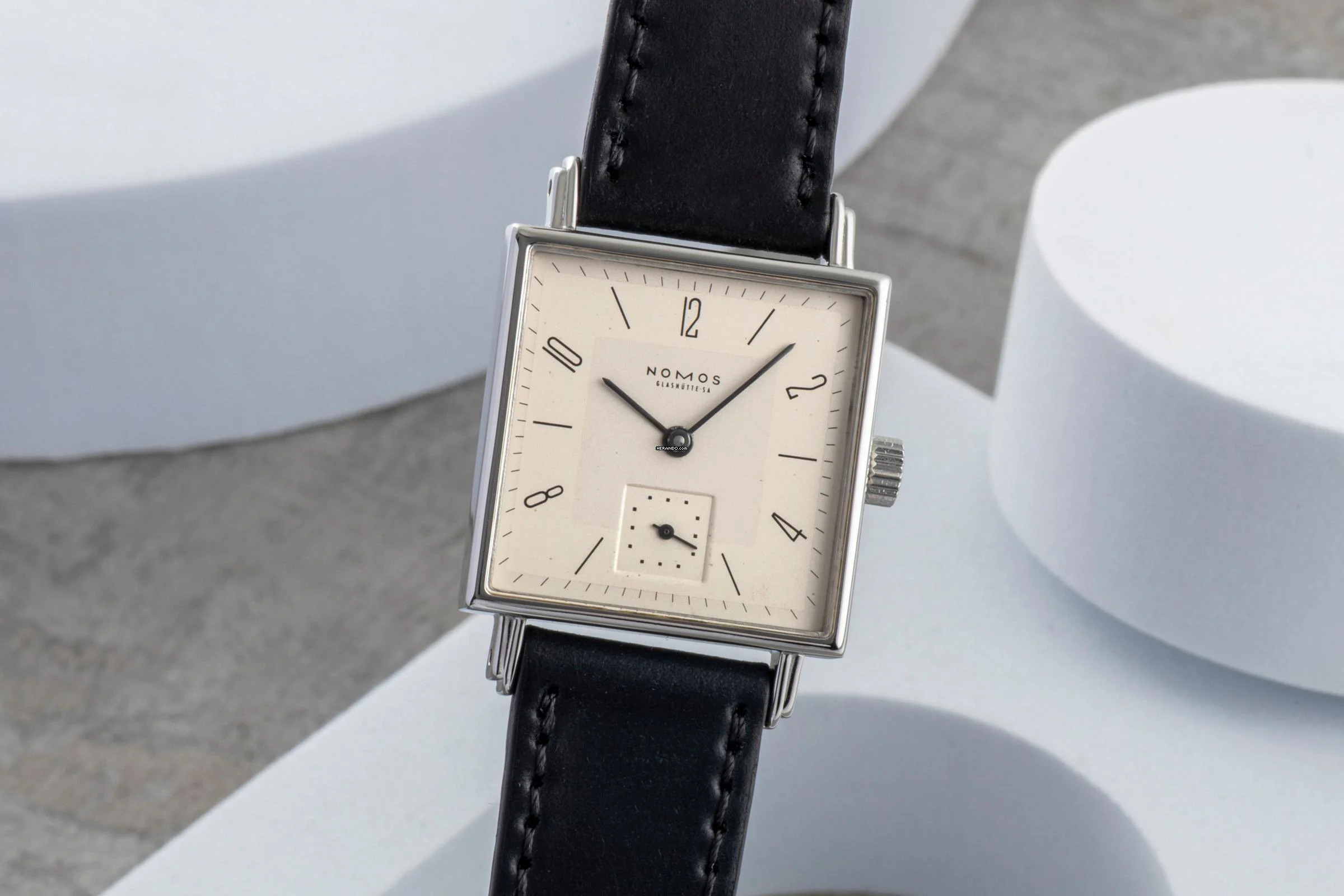NOMOS Tetra 27 Glashütte Tetra 27 Edelstahl Handaufzug Herrenuhr Ref. 401 Klassiker