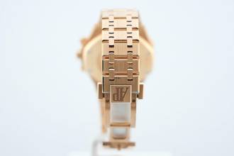 Thumbnail von Audemars Piguet Royal Oak Chronograph 38mm Chronograph In Rose Gold - Blue Dial - 26715OR.OO.1356OR.01 2025