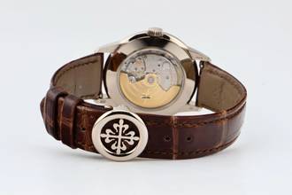 Thumbnail von Patek Philippe Perpetual Calendar White Gold - Ivory Dial - With Papers - 5320G-001 2019