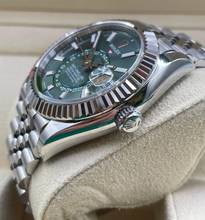 Thumbnail von Rolex Sky-Dweller GREEN JUBILEE WITH BOX AND PAPERS NEW year:2023