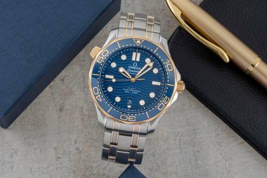  Omega Seamaster Diver 300 M Stahl Gold Automatik Ref. 210.20.42.20.03.001 B&P 