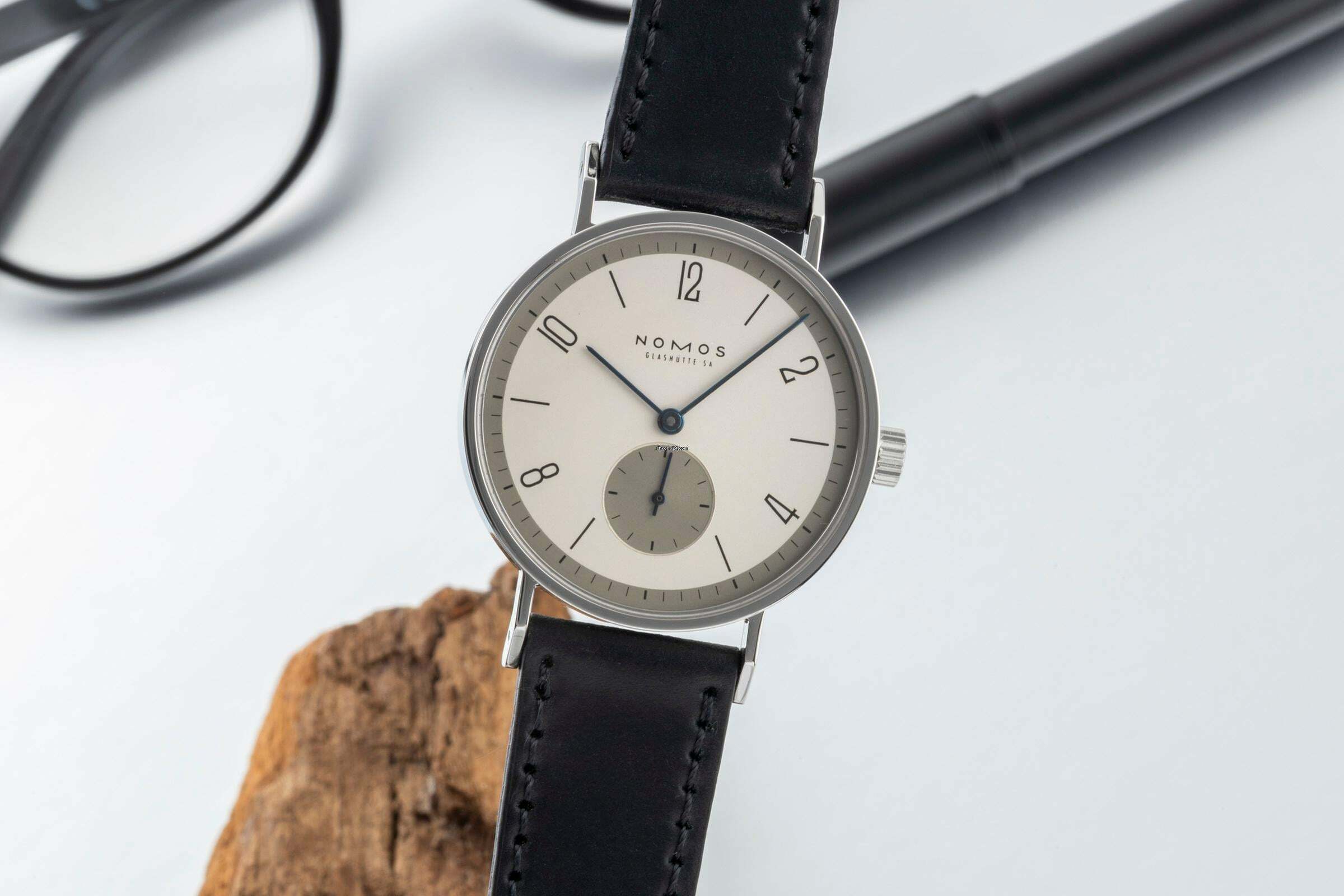 NOMOS Tangente Lange-Dial Stahl Handaufzug Ref.101 Box und Papiere 1999
