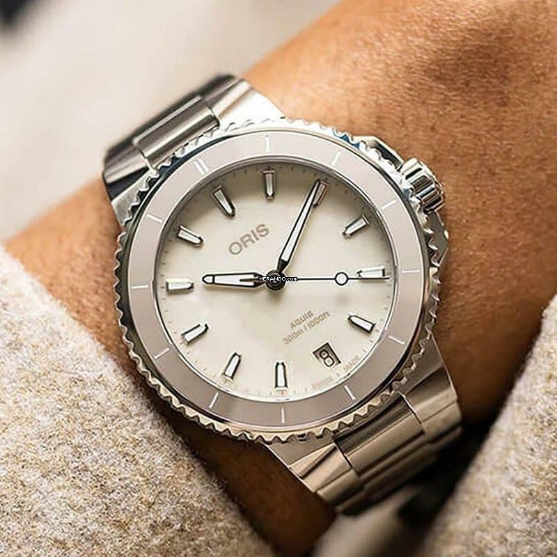 Oris Aquis Date Diamonds NEW FULL SET