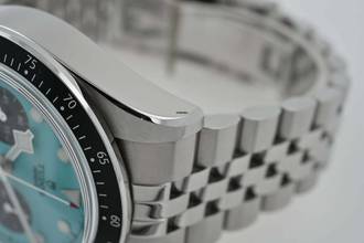 Thumbnail von Tudor Heritage Black Bay Chronograph 79360N Tiffany Flamingo Blue Dial