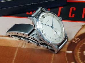 Thumbnail von Longines Oversize Calatatrava with Rare SECTOR Dial Vintage Box and Extract