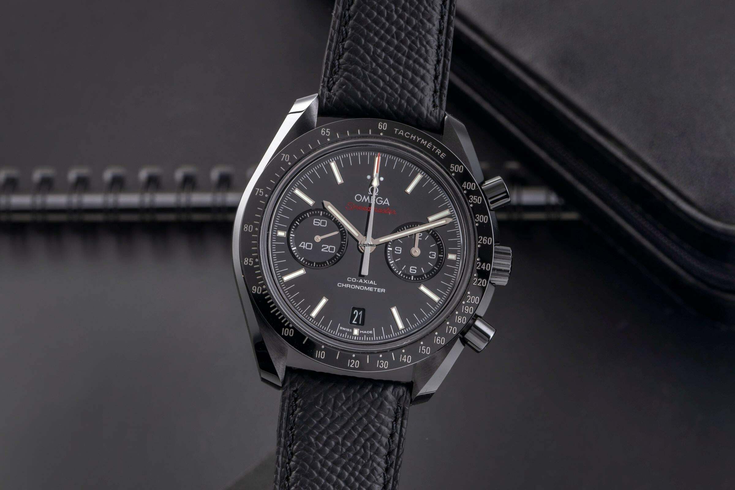 Omega Speedmaster Dark Side of the Moon 311.92.44.51.01.007 B&P