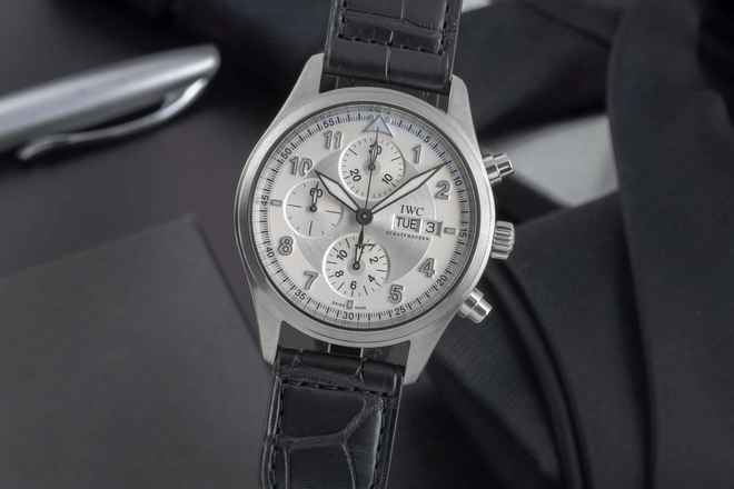  IWC Fliegeruhr Spitfire Chronograph Schaffhausen Fliegeruhr Chronograph Automatik Stahl IW371702 VP 8300  B&P 