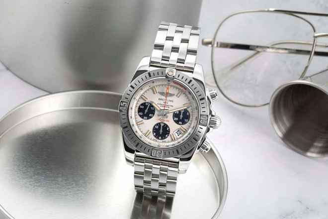  Breitling Chronomat Airborne ''Speciale 30e Anniversaire'' Ref. AB0144 Box 