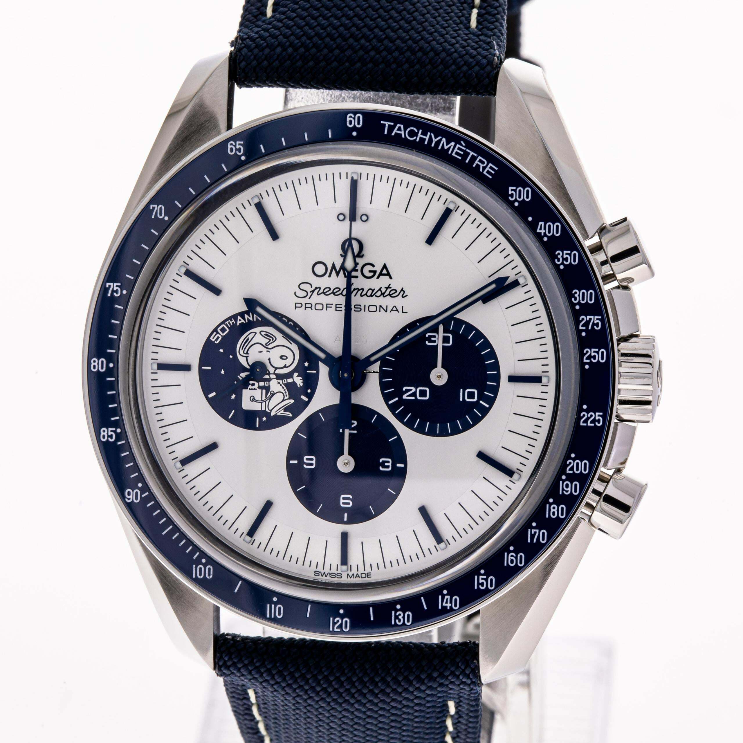 Omega Speedmaster Professional Moonwatch 50th 'Silver Snoopy Award' – 310.32.42.50.02.001 – NEW & Unworn – 11/2025 Full