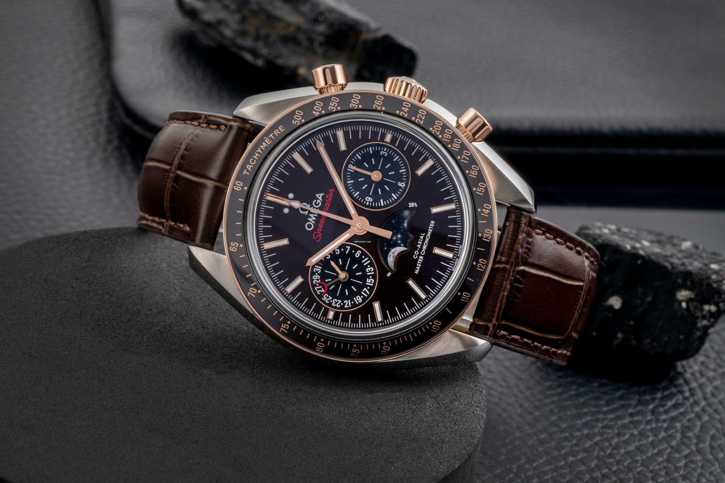 Omega Speedmaster Moonphase Stahl / Sedna Gold 304.23.44.52.13.001