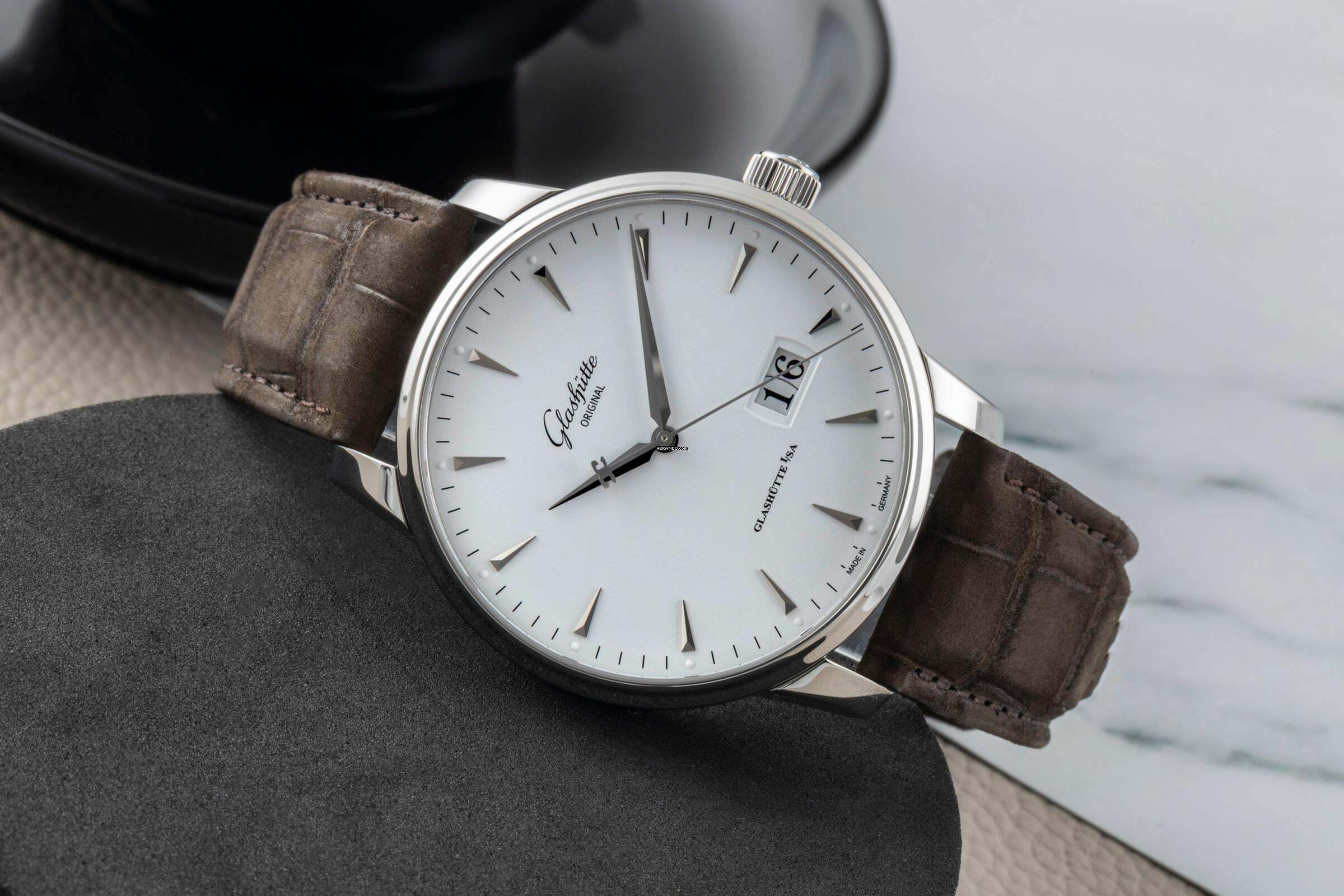 Glashütte Original Senator Excellence Stahl Automatik Herrenuhr Ref. 1-36-03-05-02-51