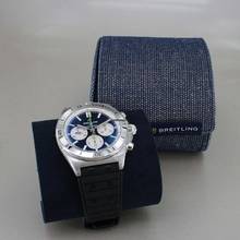 Thumbnail von Breitling Chronomat 42 B01 42 NFL Seattle Seahawks Ltd. Edition 104 Stück Ø 42 mm ungetragen teilverklebt Full Set