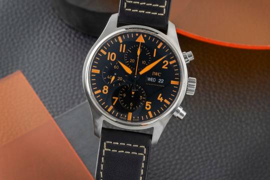  IWC Fliegeruhr Chronograph Pilot Orange Sandstorm Chronograph Stahl Automatik Ref. IW377730 B&P 2021 