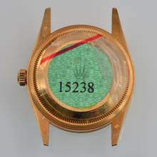 Thumbnail von Rolex Oyster Perpetual Date 15238 champagne dial yellow gold 18KT Full Set Like NEW
