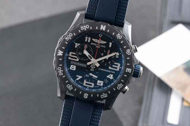  Breitling Endurance Pro Chronograph Breitlight Quarz Ref. X82310D51B1S2 