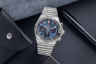 Thumbnail von Breitling Chronomat 42 B01 42 Chronograph Automatik Ref. AB0134101C1A1 B&P 2021