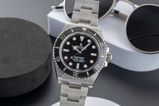  Rolex Submariner (No Date) Edelstahl Automatik Herrenuhr Ref. 124060 B&P 2023 