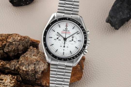  Omega Speedmaster Professional Moonwatch Chronograph Stahl Ref. 310.30.42.50.04.001 B&P 2025 