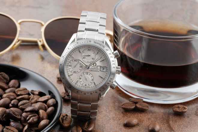 Omega Speedmaster Date Chronograph Steel Automatic Ref. 3211.30.00