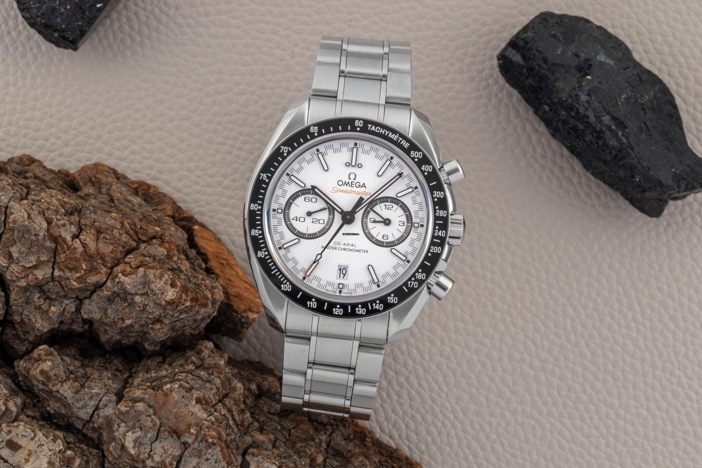 Omega Speedmaster Racing Co-Axial Steel 329.30.44.51.04.001 B&P
