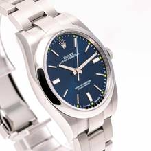 Thumbnail von Rolex Oyster Perpetual 39 Blue – 114300 – like NEW – 12/2018 Full Set Lc100