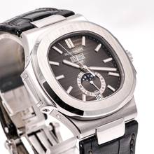 Thumbnail von Patek Philippe Nautilus Annual Calendar – 5726A-001 – like NEW – 07/2019 Full Set