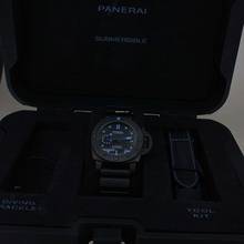 Thumbnail von Panerai Submersible Carbotech Ø 42 mm 2 straps Full Full Full Set Top condition