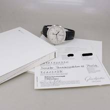 Thumbnail von Glashütte Original Senator Chronograph Panoramadatum Panorama Date Платина Ø 42 мм новые, полный комплект