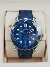 Thumbnail von Omega Seamaster Diver 300 M 42mm 210.22.42.20.03.002 Zifferblatt Blau Sedna Gold/Steel Sehr guter Zustand Komplettset 11-2023