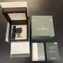 Thumbnail von Audemars Piguet Royal Oak Offshore Chronograph Offshore Chrono Carbon - FS 2012 deutsch - Ref. 26400AU.OO.A002CA.01