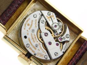 Thumbnail von Vacheron Constantin Tank Vintage Tank 18 Karat Gelbgold RARE Kaliber V 458 Handaufzug 25 x 35 mm unpolished original condition Rare C 458