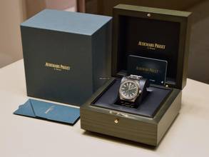 Thumbnail von Audemars Piguet Royal Oak grünes Zifferblatt, wie neu, vollständiges Set 2025