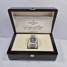 Thumbnail von Patek Philippe Nautilus Travel Time Flyback Chronograph 40,5 mm Komplett