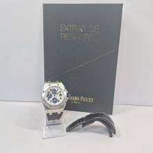Thumbnail von Audemars Piguet Royal Oak Offshore Chronograph Navy 42mm Automático Completo
