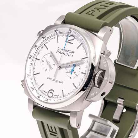 パネライ ルミノール クロノ 44 – PAM 01218 – 新品同様 – 2025年11月 フルセット