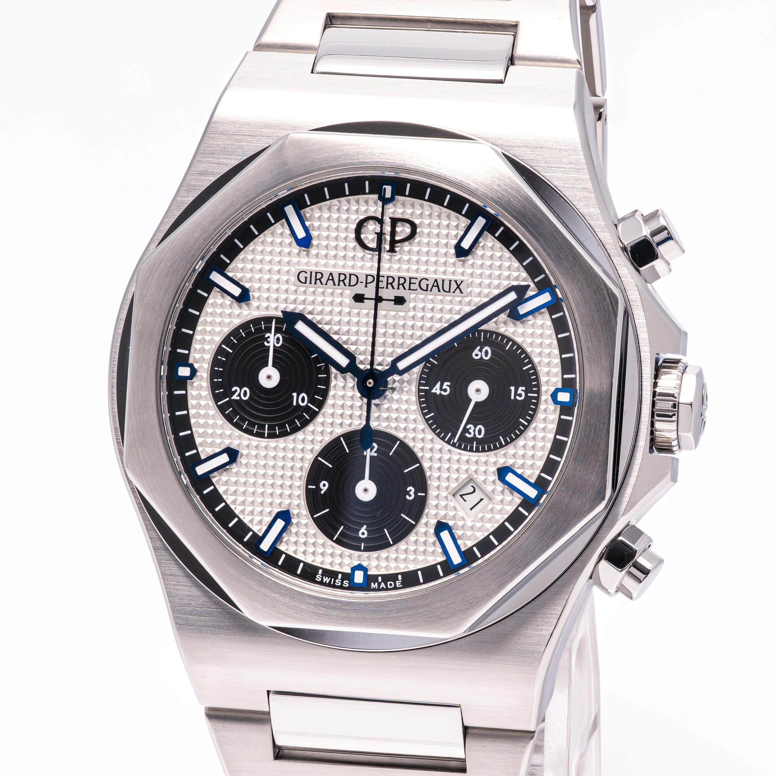 Girard Perregaux Laureato Chrono 42mm White – 81020-11-131-11A – like NEW – 10/2022 Full Set