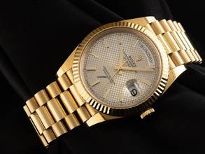 Thumbnail von Rolex Day-Date 40 Ref.228238 2017 LC 100 Full Set original unpoliert Day-Date 18kt Gelbgold Honeycomb Dial