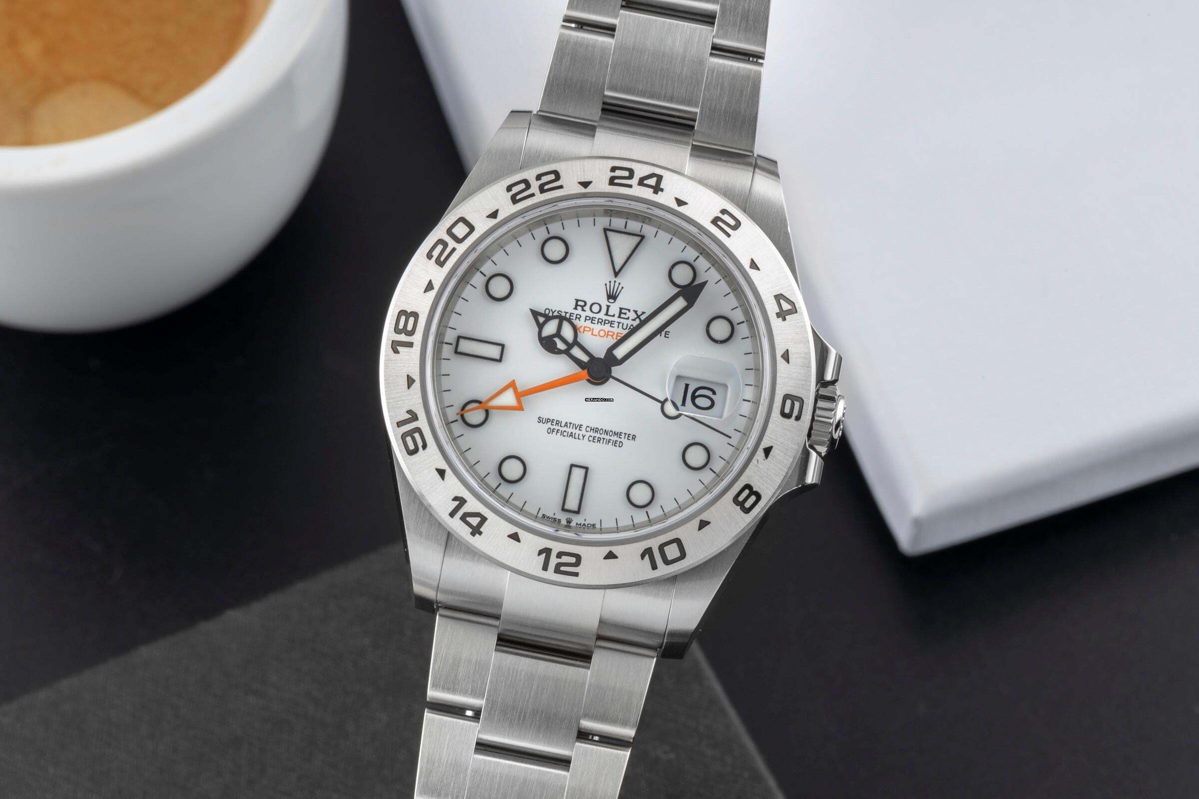 Rolex Explorer II Automatik Edelstahl Herrenuhr Ref. 226570 Box & Papiere 2024