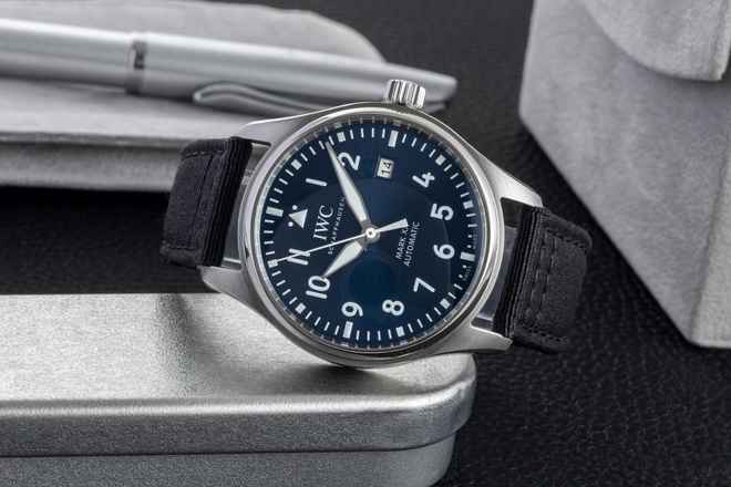  IWC Fliegeruhr Mark Pilot Mark XX Blue Dial Stahl Automatik Herrenuhr Ref. IW328203 B&P 2023 