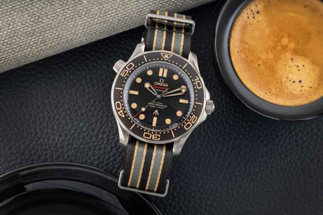  Omega Seamaster Diver 300 M Co-Axial 007 Bond 210.92.42.20.01.001 B&P 2021 