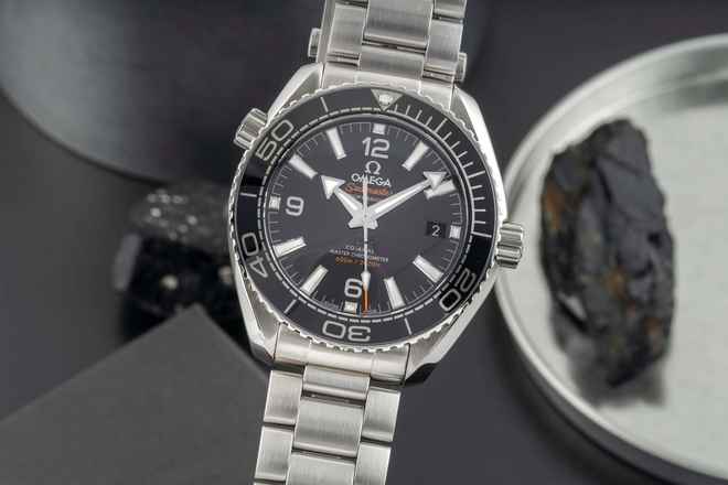  Omega Seamaster Planet Ocean Stahl Automatik Herrenuhr 215.30.40.20.01.001 B&P 