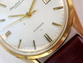 Thumbnail von IWC Classic Vintage Automatic Automatic Solid Gold Linen Dial cal 8541 ref 810A 810A